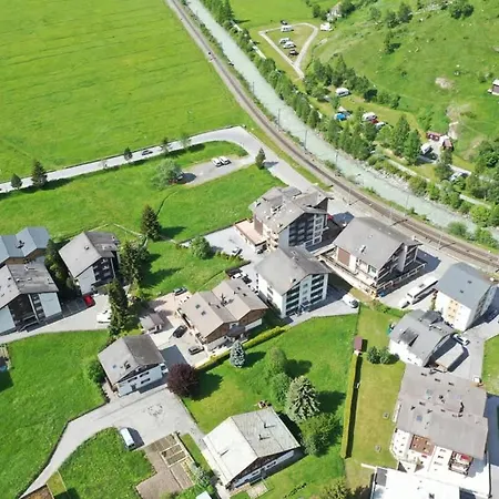 Pure Comfort! Entire With Abundant Space Near Zermatt With Parking! דירה