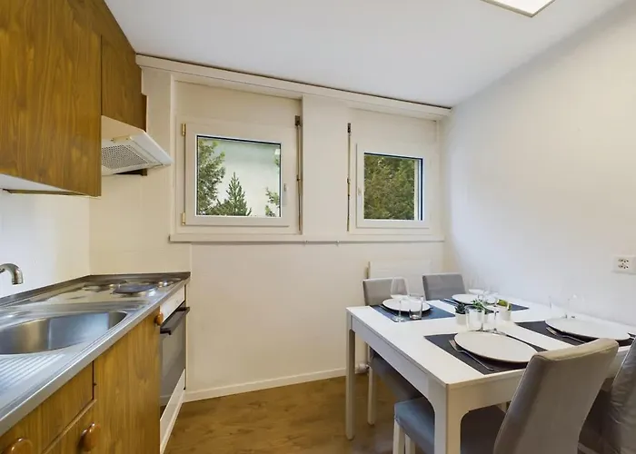 Pure Comfort! Entire With Abundant Space Near Zermatt With Parking! *